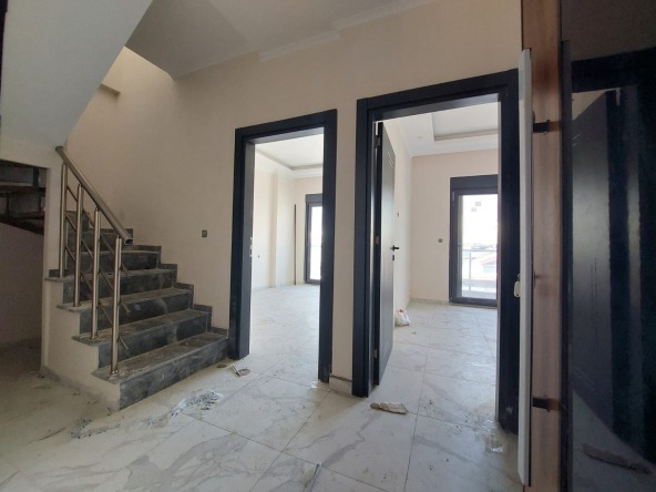 WhatsApp Image 2024-03-28 at 17.18.34 (3)