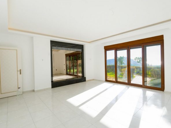 WhatsApp Image 2025-02-12 at 14.19.43 (1)