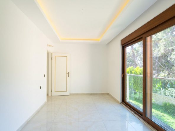 WhatsApp Image 2025-02-12 at 14.19.48